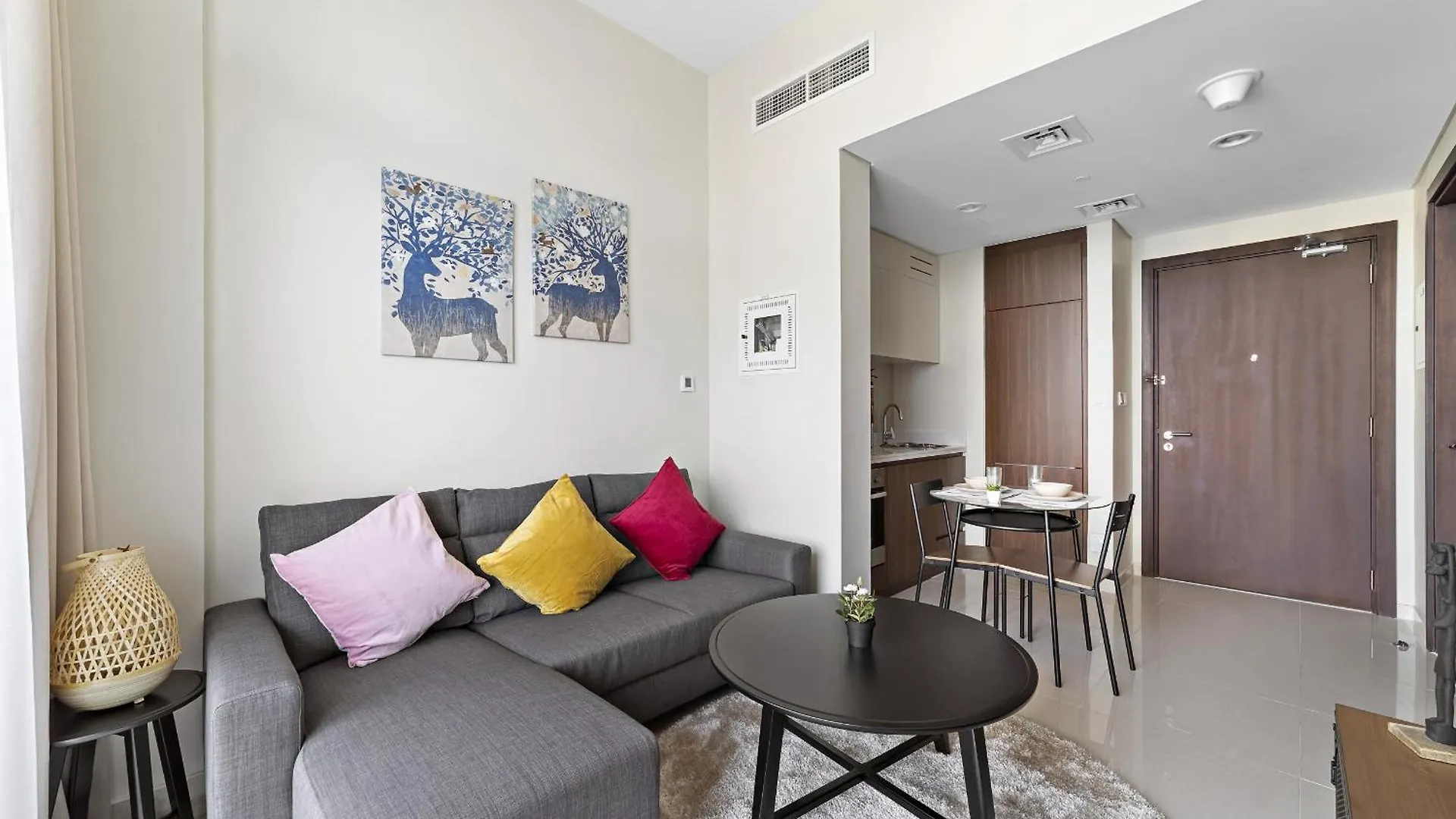 Apartment Vayk - Classy And Bright 1 Bd Near Downtown Dubai