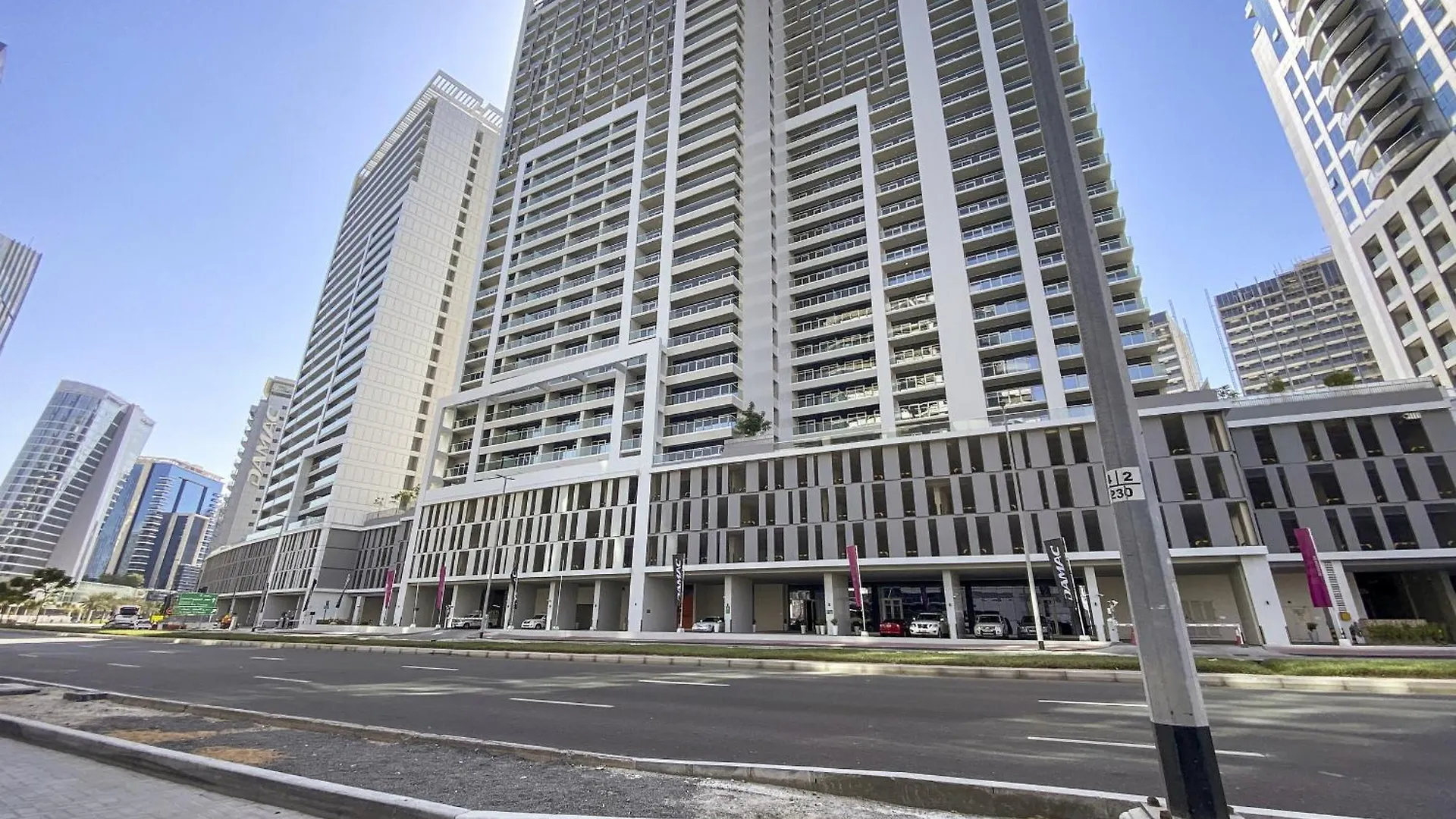 Vayk - Classy And Bright 1 Bd Near Downtown Dubai 0*,  United Arab Emirates